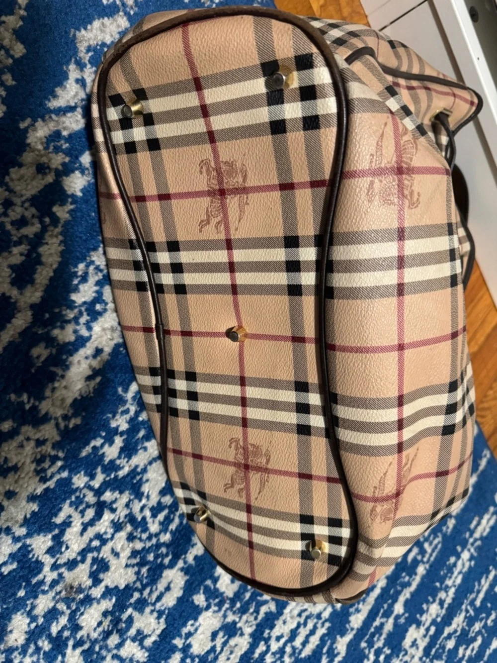 Burberry Beige Plaid Shoulder Bag with Dark Trim - Picture 10 of 11